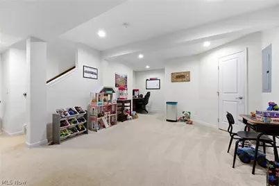 7119 Gauntlet Street SW, Massillon, OH 44646 - Photo 34