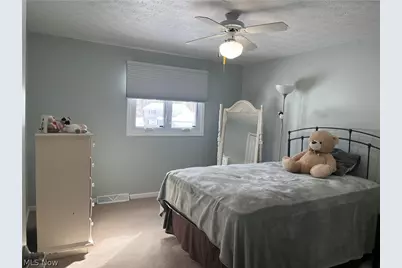 13325 Longspur Court, Valleyview, OH 44125 - Photo 32