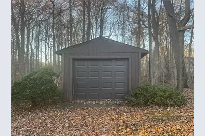 13325 Longspur Court, Valleyview, OH 44125 - Photo 48