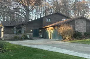 13325 Longspur Ct, Valleyview, OH 44125 - Photo 1