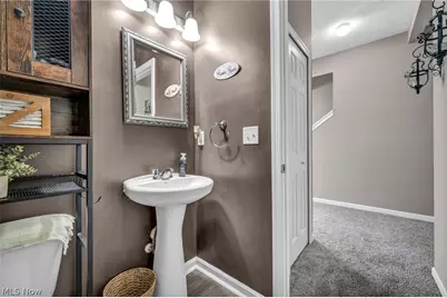 612 S Settlers Lane, Painesville, OH 44077 - Photo 8