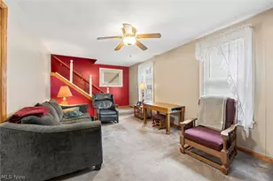 1091 Collinwood Ave, Akron, OH 44310 - Photo 4