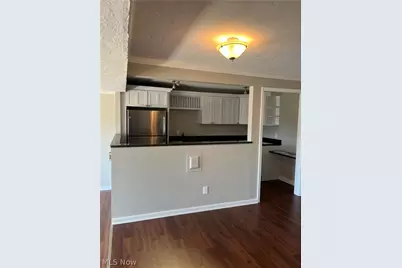 12900 Lake Avenue #610, Oakwood, OH 44107 - Photo 10