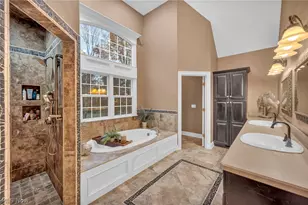 8933 Mountain View Dr, Mentor, OH 44060 - Photo 50