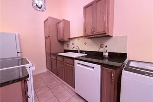 21884 River Oaks Dr, Rocky River, OH 44116 - Photo 8