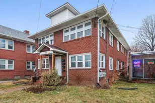 539 E Cuyahoga Falls Ave, Akron, OH 44310 - Photo 2