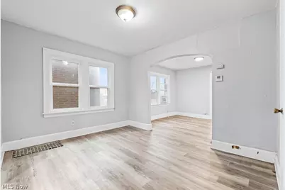 539 E Cuyahoga Falls Avenue, Akron, OH 44310 - Photo 24