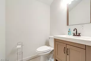 6095 Bell Ave, Hubbard, OH 44425 - Photo 18