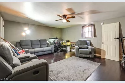 6095 Bell Avenue, Hubbard, OH 44425 - Photo 14