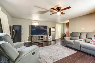 6095 Bell Ave, Hubbard, OH 44425 - Photo 16