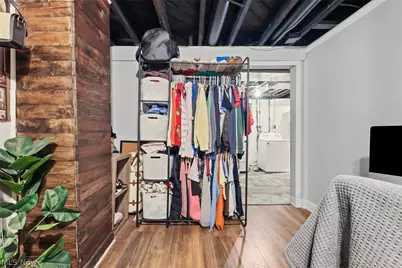 291 Malacca Street, Akron, OH 44305 - Photo 36