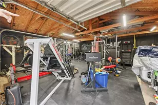 291 Malacca St, Akron, OH 44305 - Photo 38