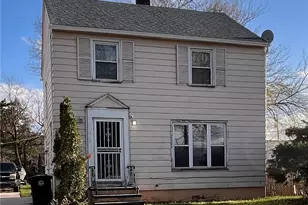 16512 Stockbridge Ave, Loveland, OH 44128 - Photo 1