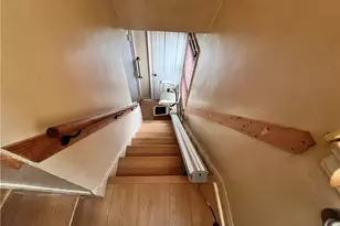 16512 Stockbridge Ave, Loveland, OH 44128 - Photo 8