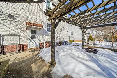 2077 Richland Avenue, Oakwood, OH 44107 - Photo 32