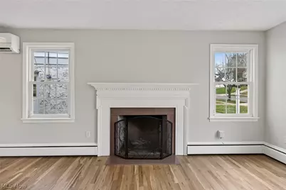 20945 Halworth Road, Huber Heights, OH 44122 - Photo 8