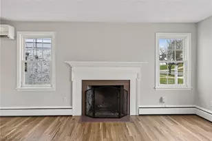 20945 Halworth Rd, Huber Heights, OH 44122 - Photo 8