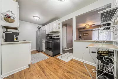9611 Sunrise Boulevard #K2, North Royalton, OH 44133 - Photo 8