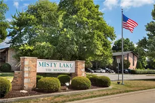 16415 Heather Ln, Loveland, OH 44130 - Photo 2