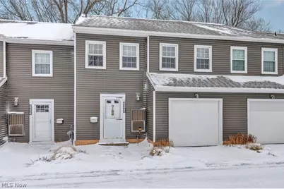 1689 Walnut Lane #5, Rocky River, OH 44116 - Photo 1