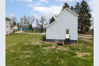 918 Raymond Avenue, Barberton, OH 44203 - Photo 4