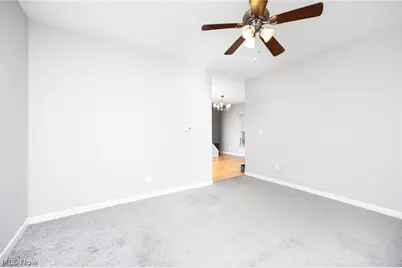 918 Raymond Avenue, Barberton, OH 44203 - Photo 16