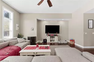 2958 Moyer Ave, Norton, OH 44203 - Photo 10