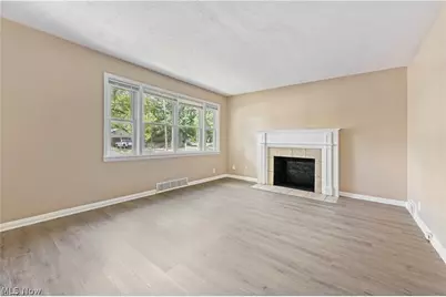 1255 Dover Avenue, Akron, OH 44320 - Photo 4