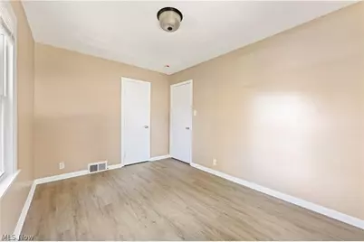 1255 Dover Avenue, Akron, OH 44320 - Photo 16