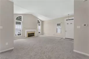 242 Wilcox Rd, Austintown, OH 44515 - Photo 6