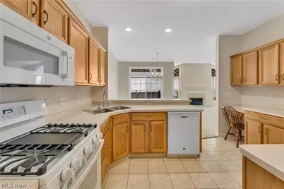 242 Wilcox Road, Austintown, OH 44515 - Photo 10