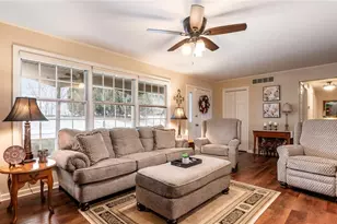 3750 Greenbriar Dr, Zanesville, OH 43701 - Photo 6