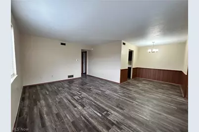 200 West 36th Street #32, Shadyside, OH 43947 - Photo 2