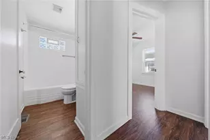 198 Summit St, Wadsworth, OH 44281 - Photo 8