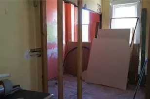 858 May St, Akron, OH 44311 - Photo 4