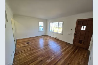 1558 Temple Avenue, Loveland, OH 44124 - Photo 2