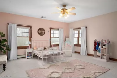 9419 Robinson Road, Chardon, OH 44024 - Photo 32