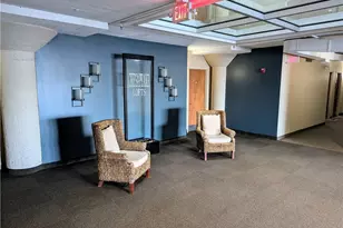 401 W Shoreline Dr, Sandusky, OH 44870 - Photo 6