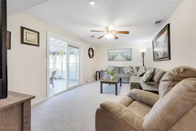 450 Brookdale Drive, Eastlake, OH 44095 - Photo 12