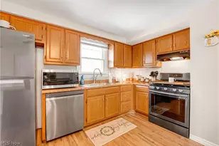 450 Brookdale Dr, Eastlake, OH 44095 - Photo 6