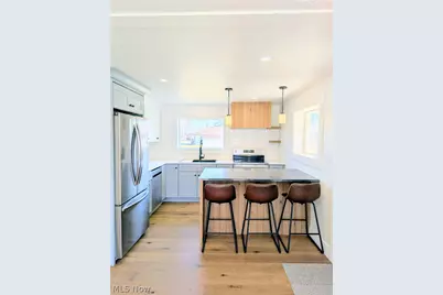 317 Maple Street N, Gnadenhutten, OH 44629 - Photo 6