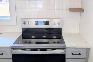 317 Maple Street N, Gnadenhutten, OH 44629 - Photo 8