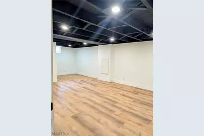 317 Maple Street N, Gnadenhutten, OH 44629 - Photo 18