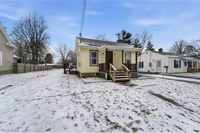1031 Thayer Avenue, Ashtabula, OH 44004 - Photo 2