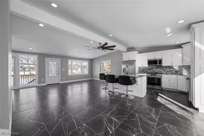 253 Aqua Boulevard, Coventry, OH 44319 - Photo 6