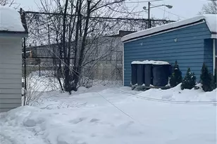 3659 Chelton Rd, Huber Heights, OH 44120 - Photo 4