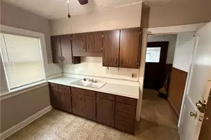 19316 Shawnee Ave, Loveland, OH 44119 - Photo 6