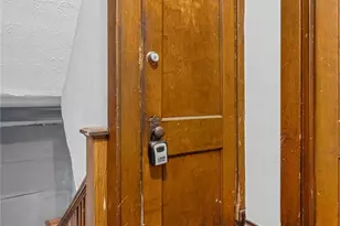 1018 9th St NW, Canton, OH 44703 - Photo 6