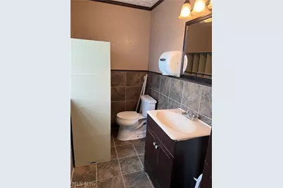 4933 Tuscarawas Street W, Canton, OH 44708 - Photo 26