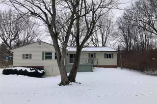 746 W Ohio Ave, Sebring, OH 44672 - Photo 4